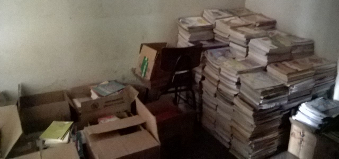 campanha arrecadação de livros pela valadarense