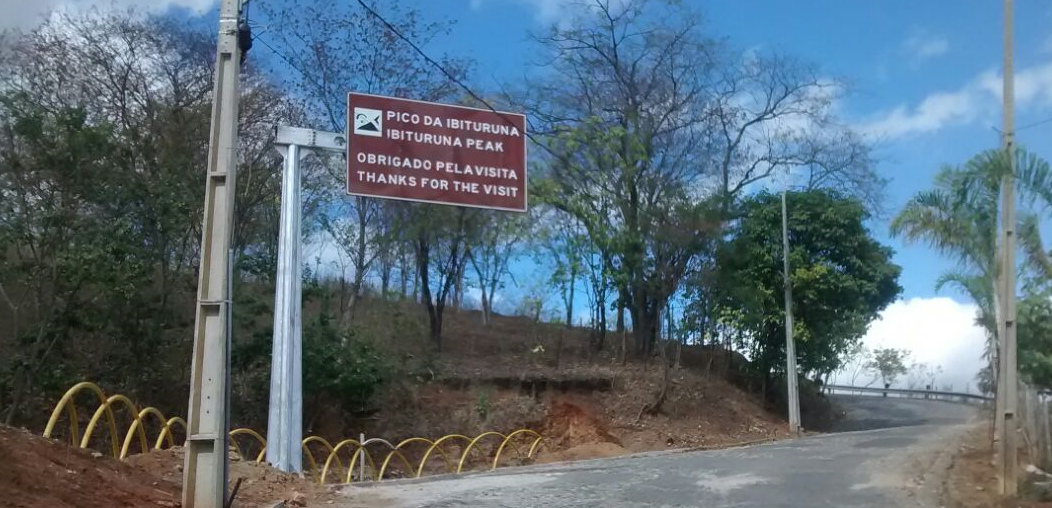placa pico da ibituruna