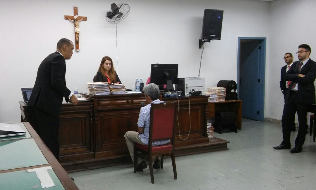 omir quintino é interrogado no fórum