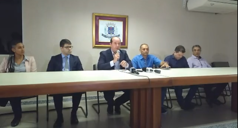 coletiva andré merlo