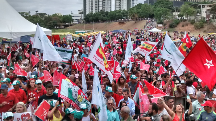 militantes compareceram ato