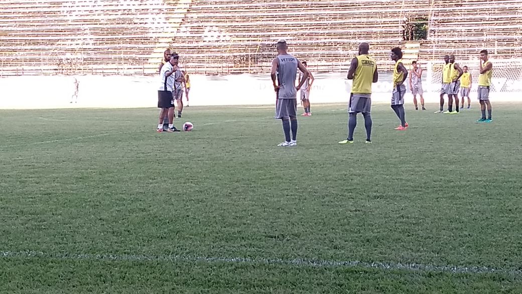 democrata x uberlândia
