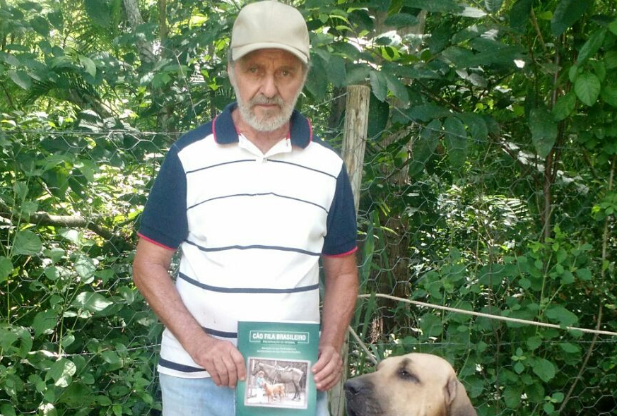 Antônio Borges lança livro sobre fila