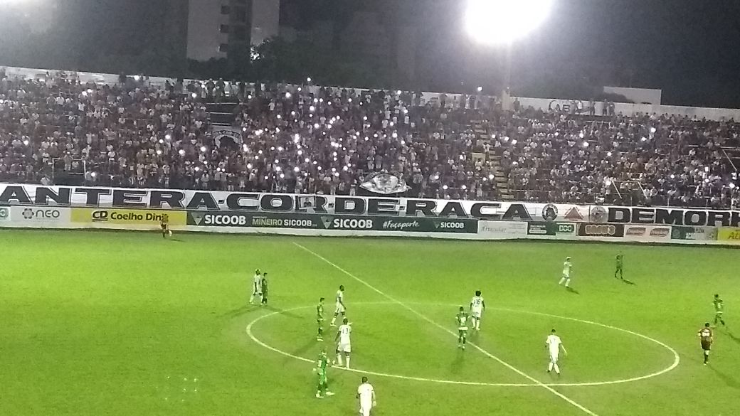 democrata e vila nova