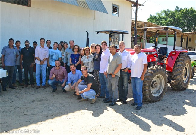 tratores agricultura familiar