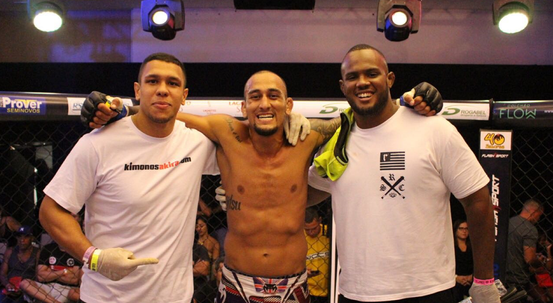 valadarense rodrigo zói vence luta no wocs