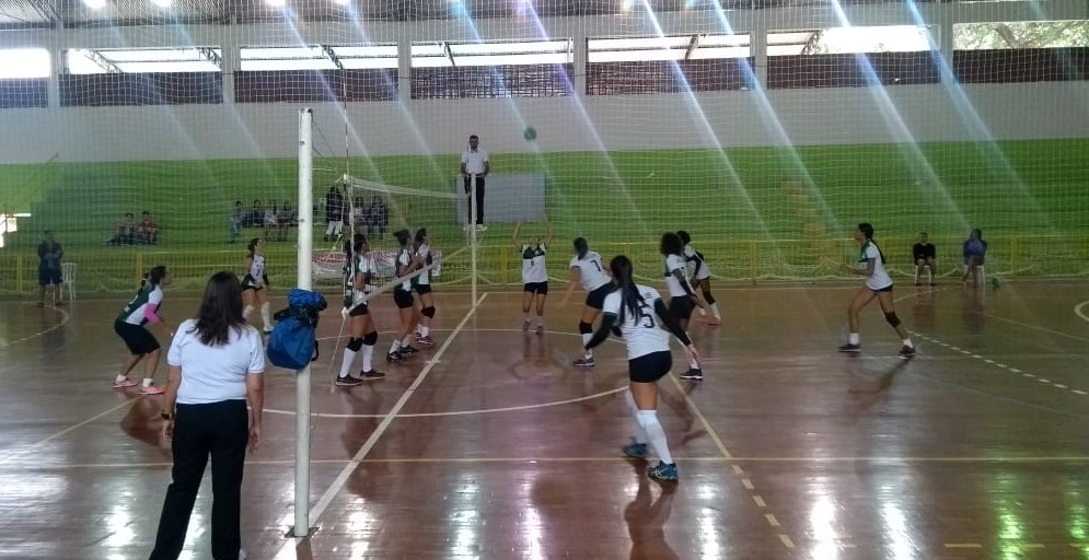 Vôlei Feminino da Praça de Esportes/Filadélfia vence o Garfo Clube