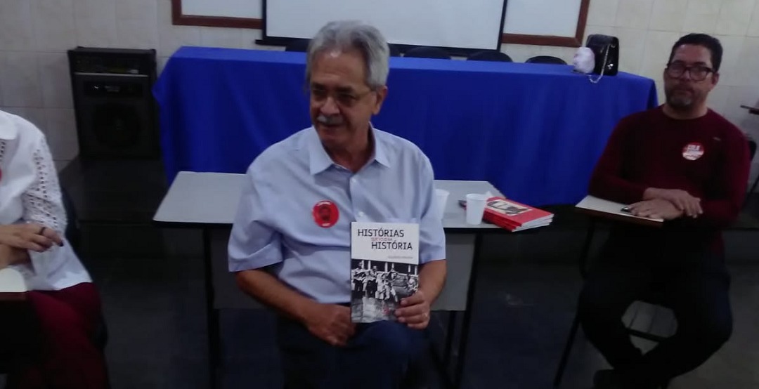 nilmário miranda lançou o livro H