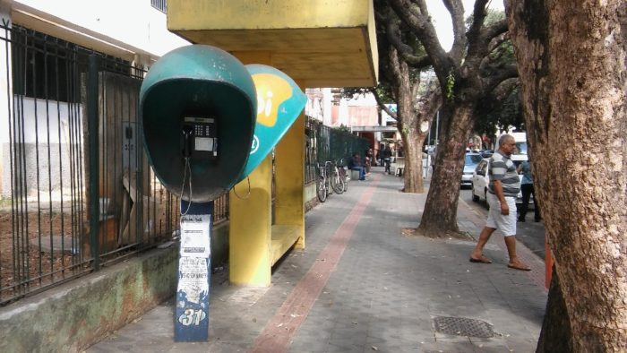 abrigo é considerado obstáculo ao piso tátil