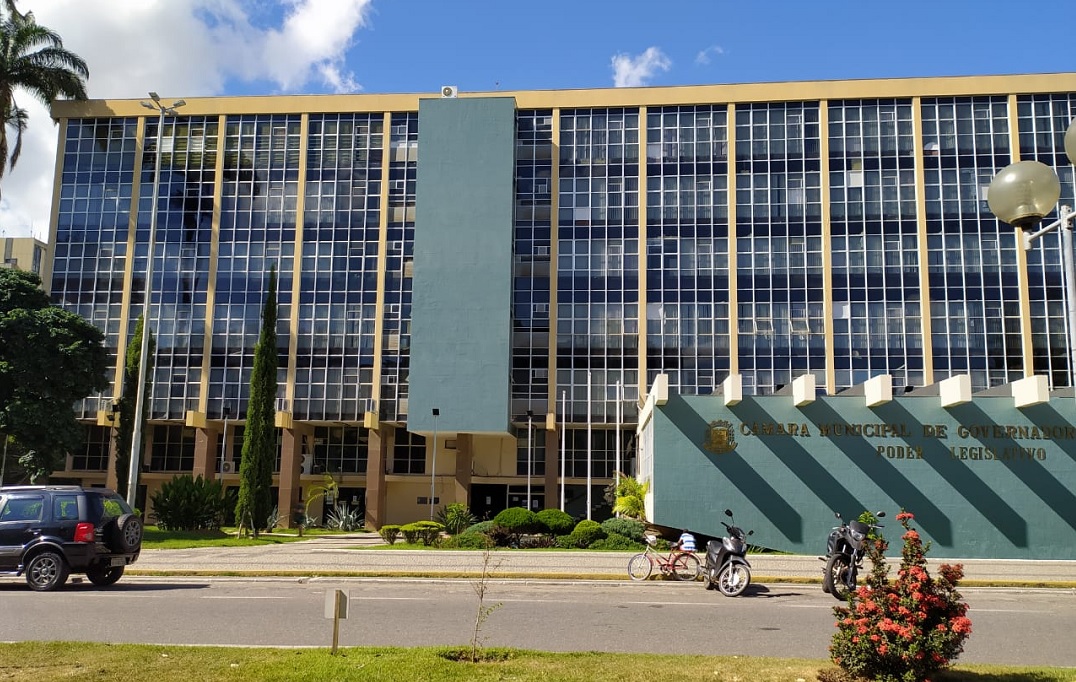 prefeitura de valadares desativa redes sociais devido o início do período eleitoral