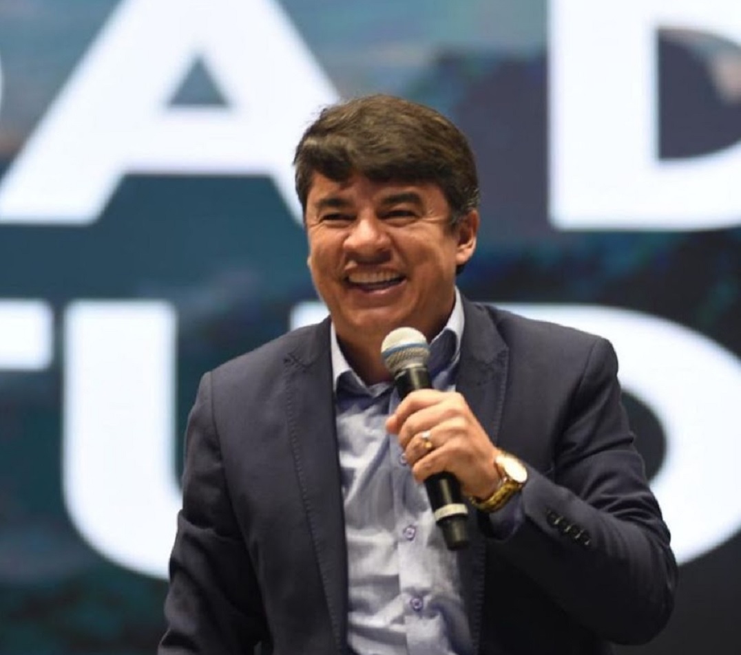 pastor flamarion acusado de agredir a esposa