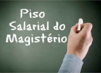 Lei Municipal aprova Piso do Magistério para Professor Municipal, mas direito existe há mais de 10 anos