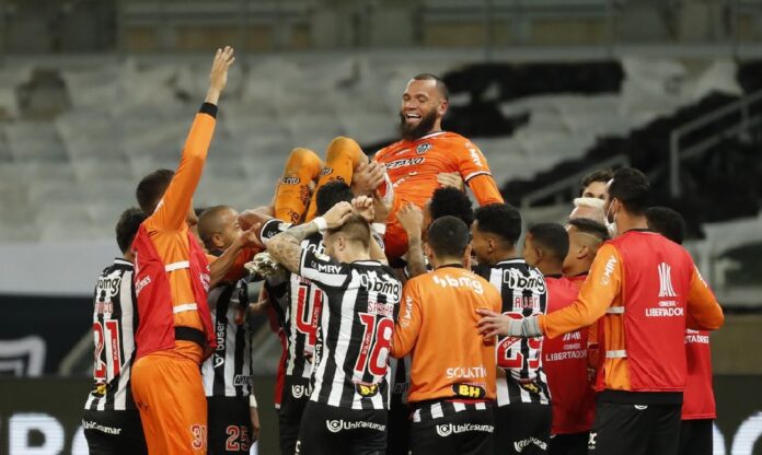 atlético vence o boca, nos pênaltis, e avança na libertadores