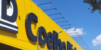 mezanino do depósito do supermercado CD do são raimundo fere quatro pessoas
