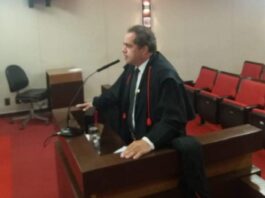 oab de minas faz ato de desagravo pró advogado mauro bonfim