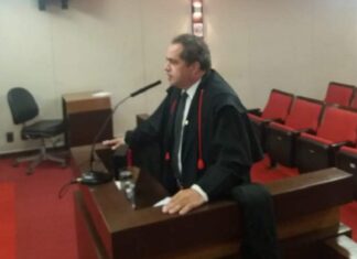 OAB-MG faz desagravo em favor do advogado Mauro Bonfim oab de minas faz ato de desagravo pró advogado mauro bonfim