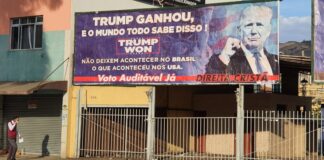 outdoor em valadares diz que trump venceu eleições nos eua e pede voto auditável no brasil