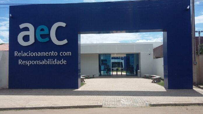 AeC abre 250 vagas em valadares