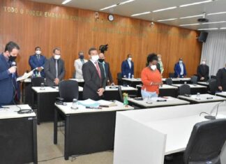 Vereadores de Valadares votam hoje reforma da Previdência Municipal vereadores votam hoje reforma da previdência municipal em gv