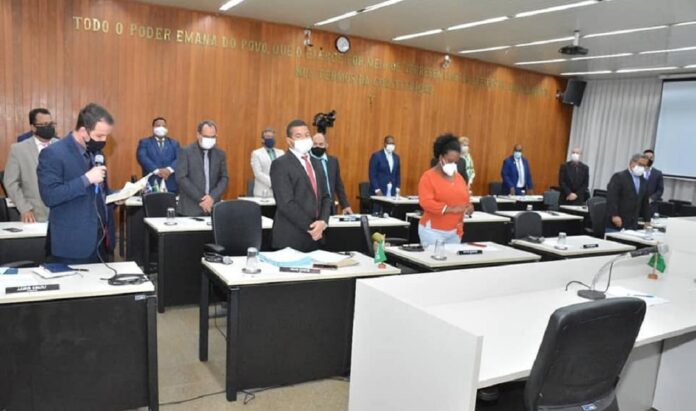 vereadores votam hoje reforma da previdência municipal em gv