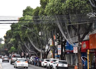 Luzes do Natal Iluminado serão acesas hoje em Valadares luzes do natal iluminado serão acessas hoje em valadares