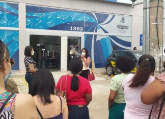Rateio do Fundeb: magistério protesta hoje em frente à prefeitura de Valadares magistério em valadares protesta hoje em frente a prefeitura