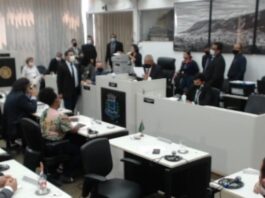 câmara arquiva aumento salarial dos vereadores de valadares