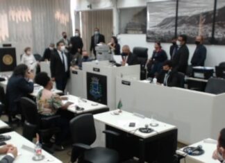 Projeto de reajuste salarial para vereadores de Valadares é arquivado câmara arquiva aumento salarial dos vereadores de valadares
