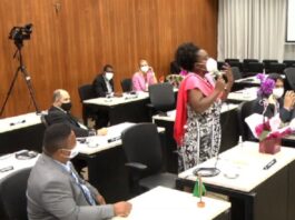 gilsa defende tribuna livre e alfineta vereadores