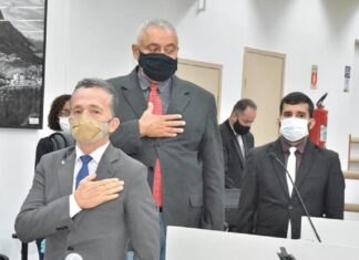 Regino Cruz ignora denúncia de “rachadinha” na Câmara de Valadares regino cruz ignora denúncia de rachadinha na câmara
