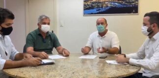 prefeito muda discurso e diz que não tem condições de pagar o piso do magistério