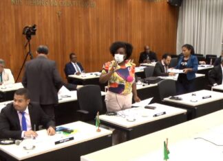 Vereadora Gilsa apresenta emendas que aumentam o reajuste dos servidores vereadora gilsa apresenta emendas que aumentam reajuste do servidor