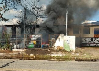 Incêndio em bairro de Valadares movimenta bombeiros incêndio bairro universitário em valadares hoje de manhã